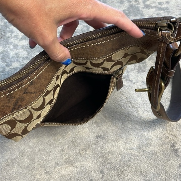 Coach Legacy Signature Monogram Shoulder Bag Purse Messenger Brown Beige 10403 - Picture 13 of 15